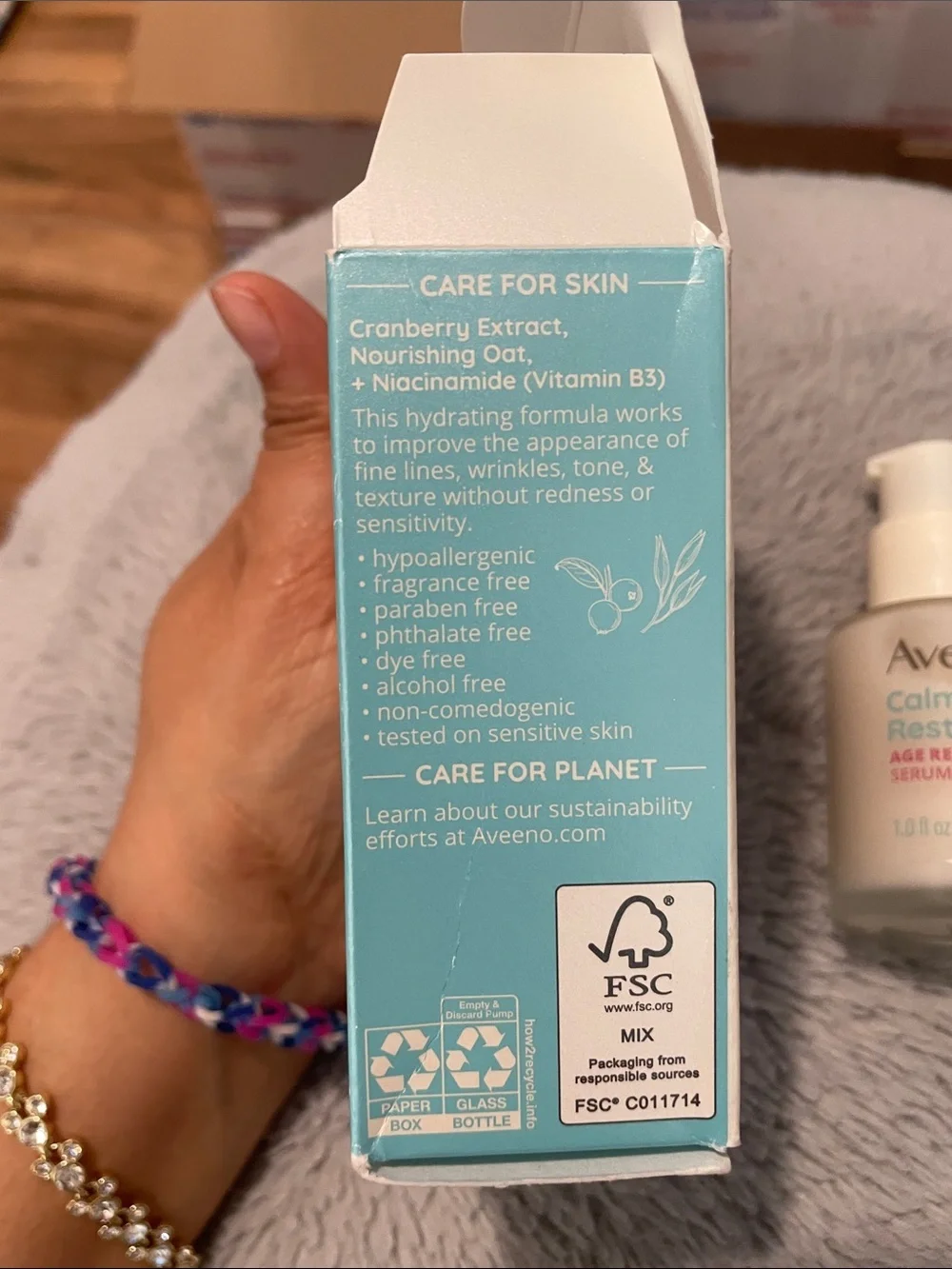 Calm + Restore Age Renewal Serum for Sensitive Skin — White